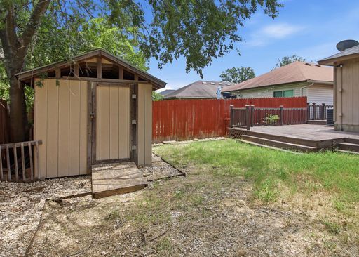 Building Photo - Updated Single-Story Home with No Carpet in Creekside