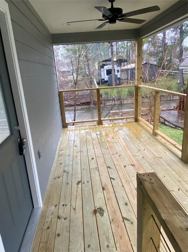 Building Photo - 9572 Darkwood St