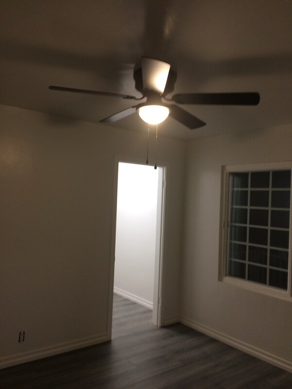 Foto del edificio - 306 W Sunkist St