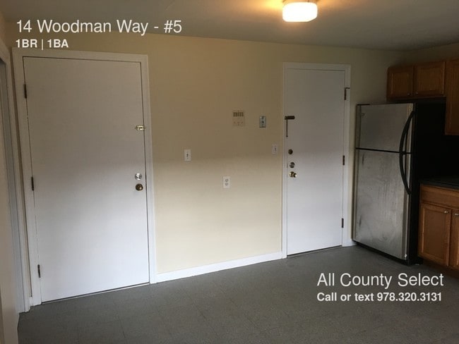 Building Photo - 14 Woodman Way