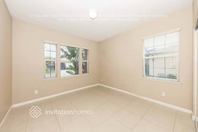 Building Photo - 12579 Chimney Rock Dr