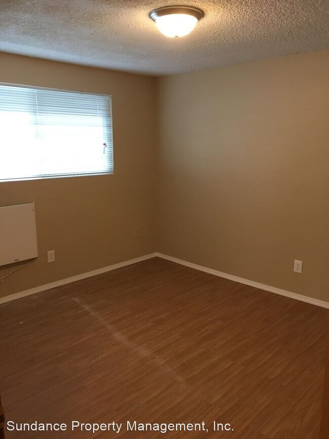 Foto del edificio - 2 br, 1 bath House - 4190 SW 170th Ave.