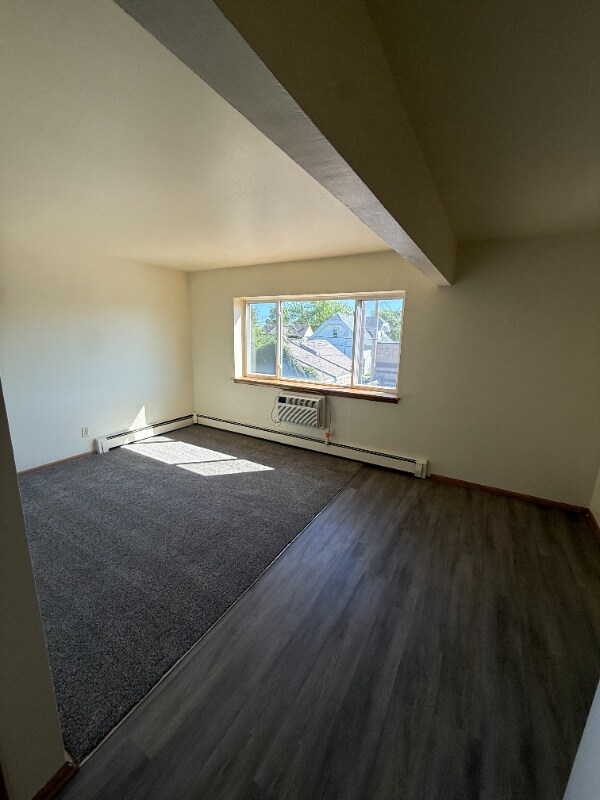 Foto del edificio - 2224 S 96th St