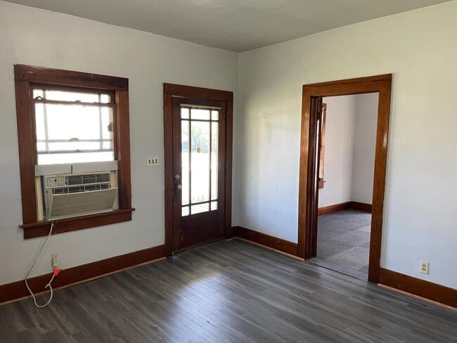 Foto del edificio - 610 Noble St