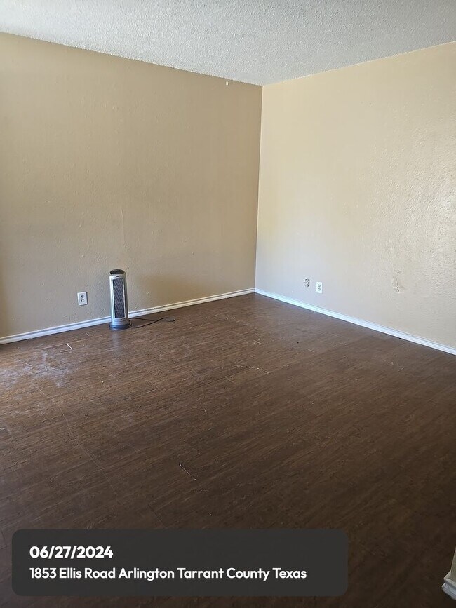 Foto del edificio - 1853 B Ellis Rd, Arlington, TX  76012