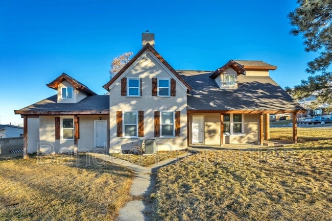 Photo - 741 E Center St Apartment