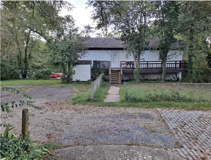 Primary Photo - 5903 Temple Hill Rd