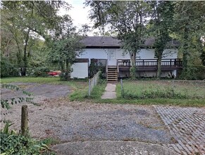 Building Photo - 5903 Temple Hill Rd