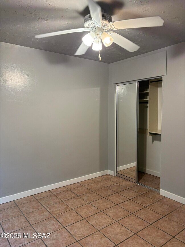 Foto del edificio - 1504 N Highland Ave
