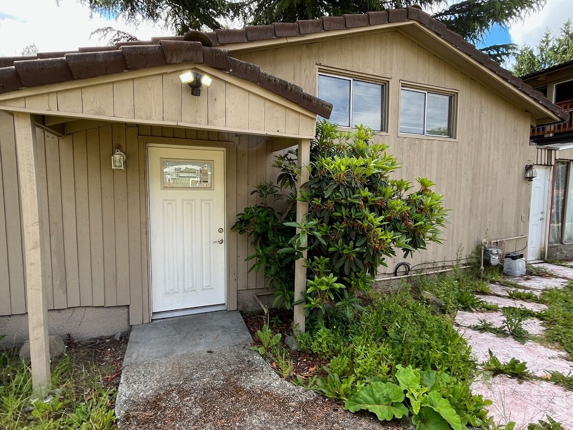 Primary Photo - 12072 44th Pl S