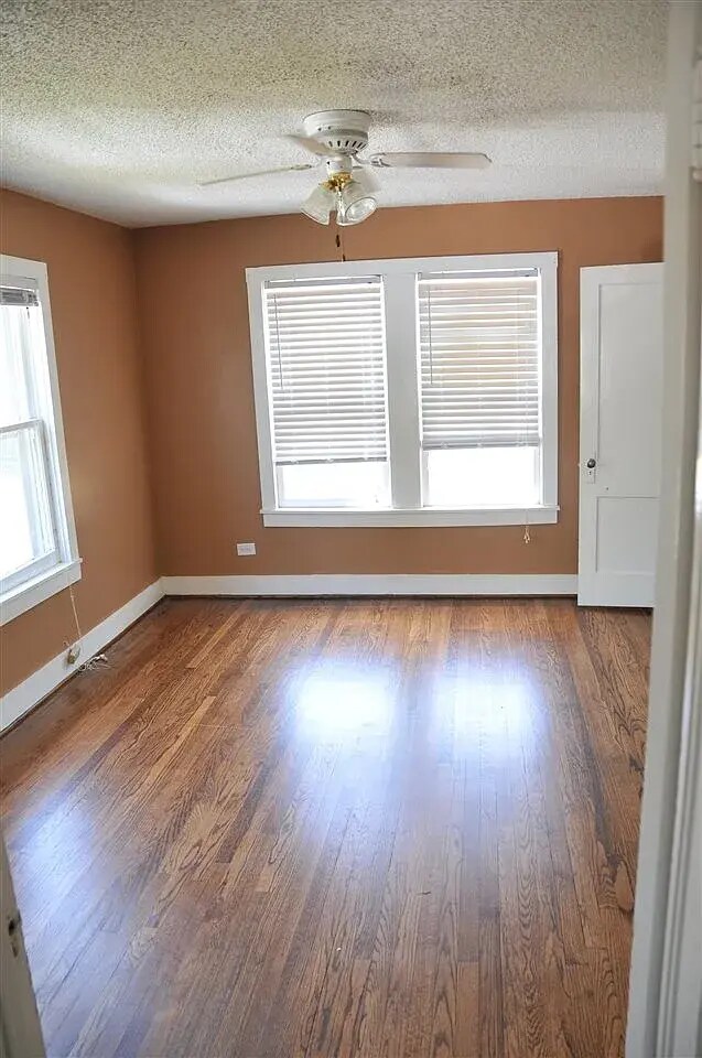 Foto del edificio - 1523 S Robertson Ave