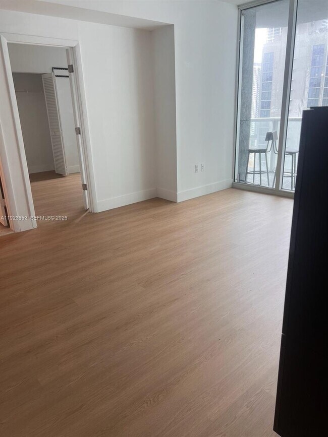 Foto del edificio - 253 NE 2nd St