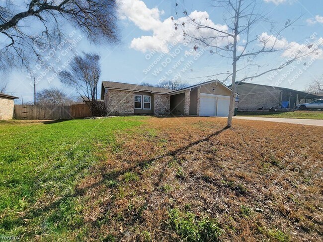 Foto del edificio - 3 br, 2 bath House - 404 Greenway Dr