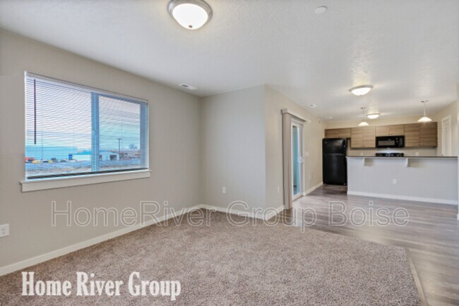Foto del edificio - 1340 S Edgewater Cir