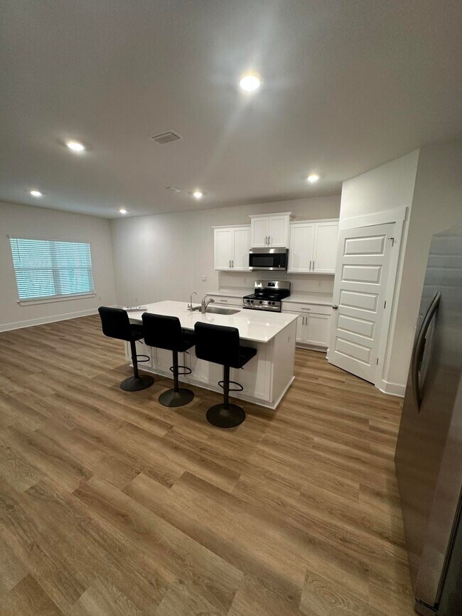 Foto del edificio - 183 Holley Grv Ln