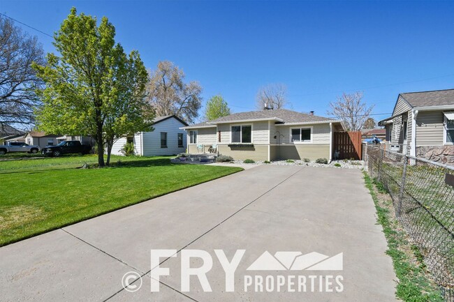 Foto del edificio - Updated Chaffee Park Home - Minutes from LoHi