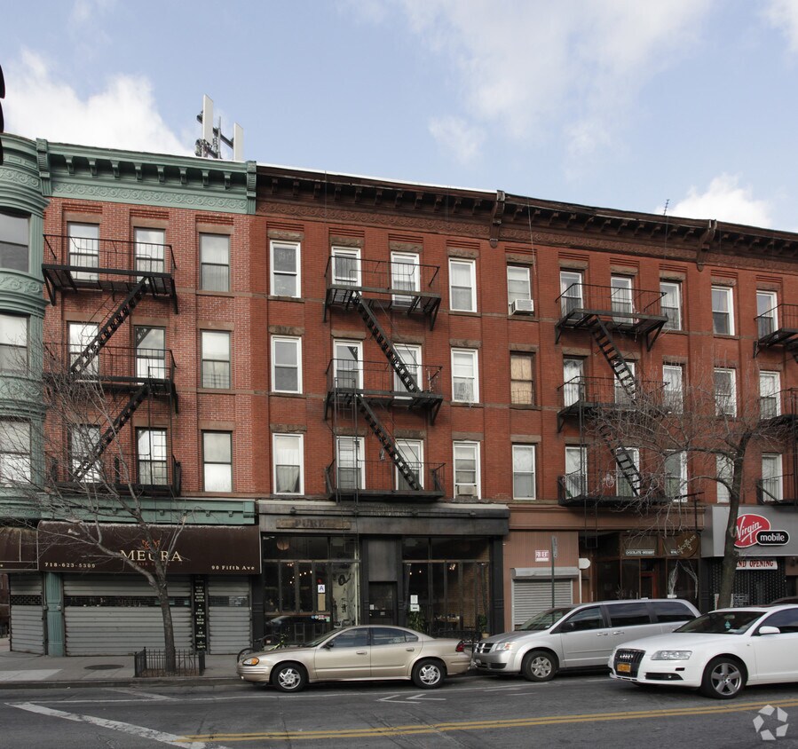 Primary Photo - 88 5th Ave