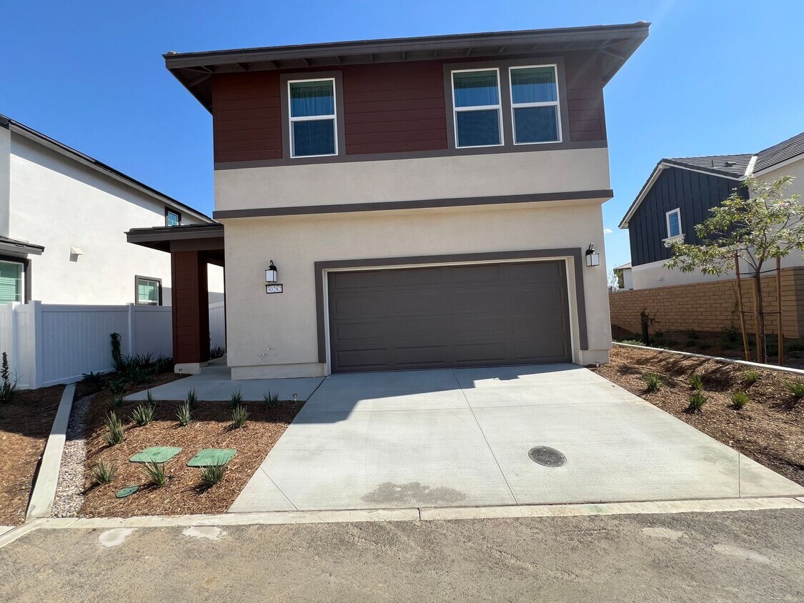 Primary Photo - 30282 Adrift Ln