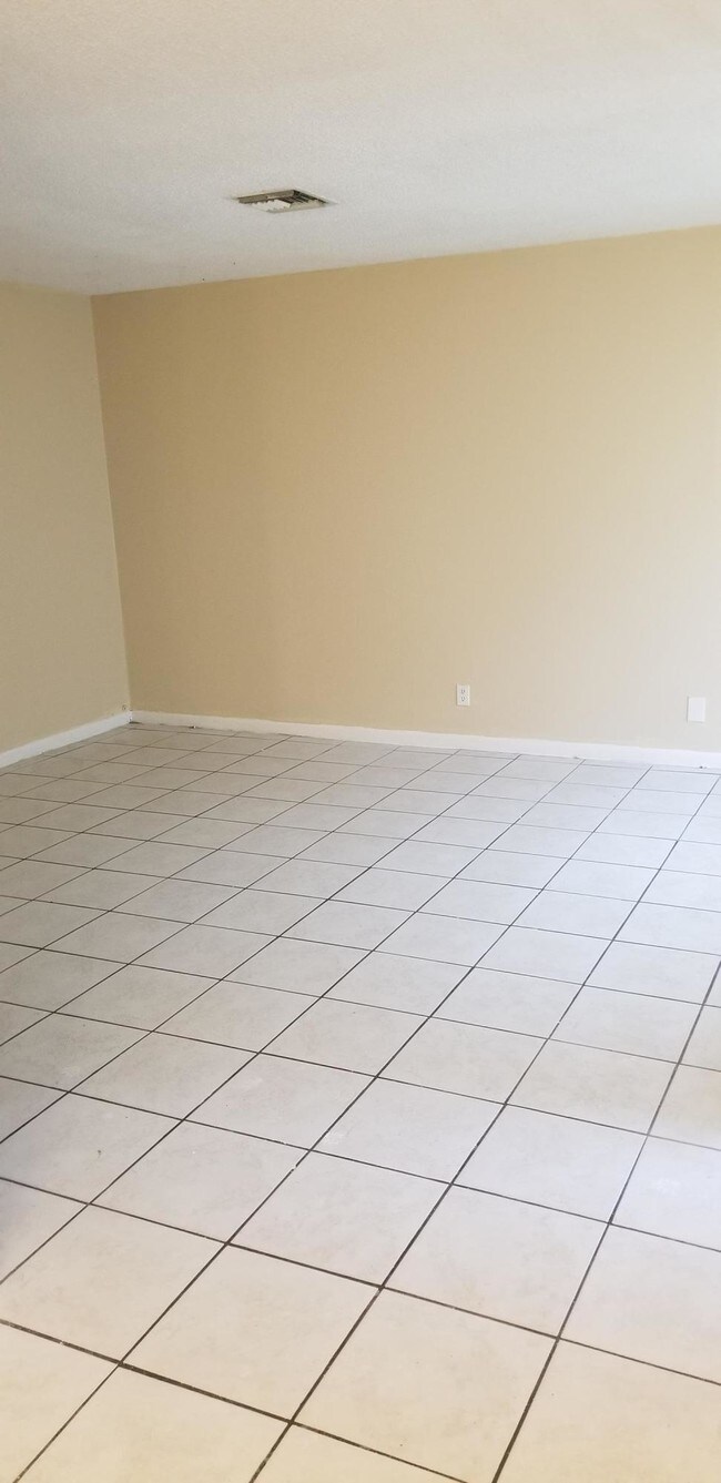 Foto del edificio - 4604  Clemens Street 1608 Lake Worth FL 33463