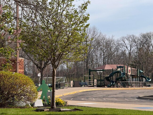 Foto del edificio - 2632 Breathstone Ct