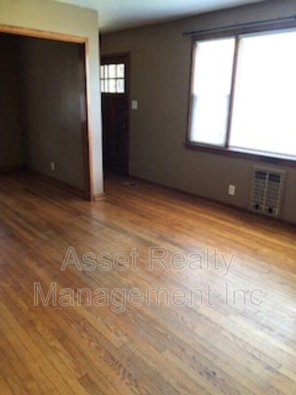 Foto del edificio - 2118 McClung Ave