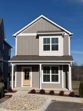 Building Photo - 1330 Belfair St