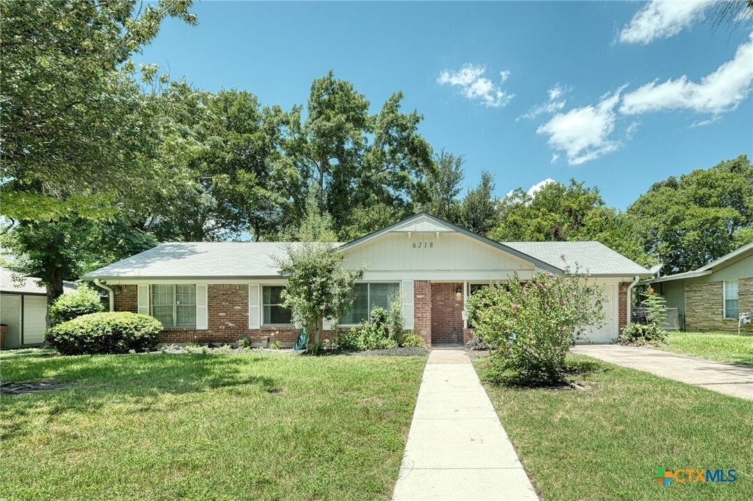 Primary Photo - 6218 Brookside Dr