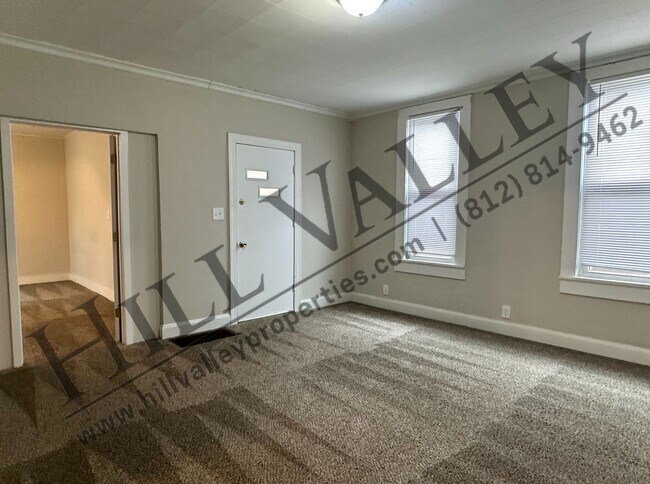 Building Photo - Two bedroom home