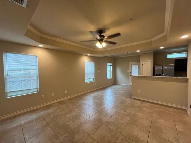 Building Photo - 13907 Annas Way #101, San Antonio, TX. 78233