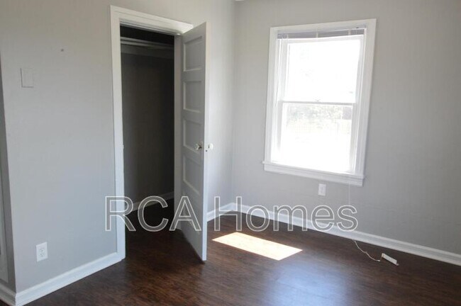 Foto del edificio - 528 1/2 E Raymond St.