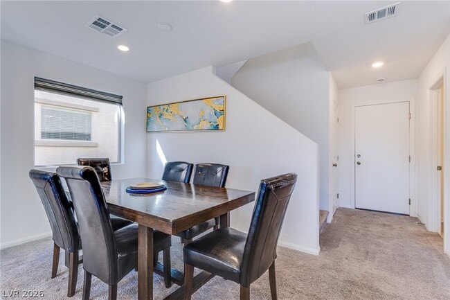 Foto del edificio - 5215 Lissome Lily Ct