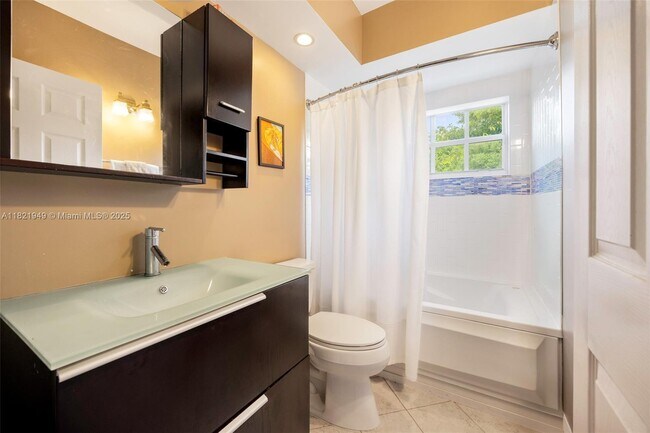 Foto del edificio - 5490 SW 57th Ave