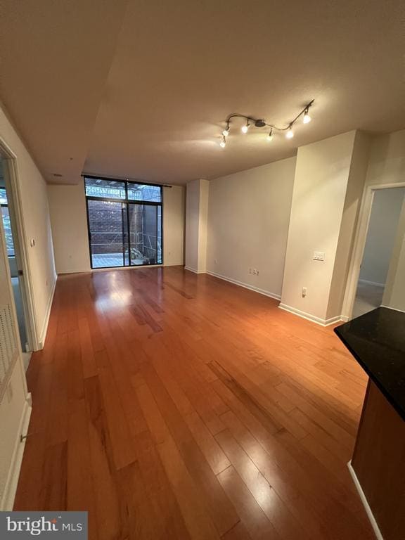 Foto del edificio - 1021 N Garfield St