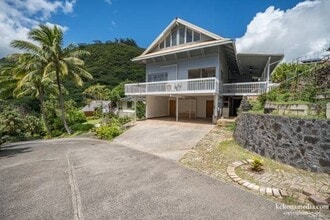 Building Photo - 2511 Makaulii Pl