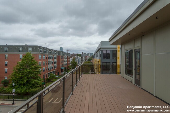 Foto del edificio - 339 D St