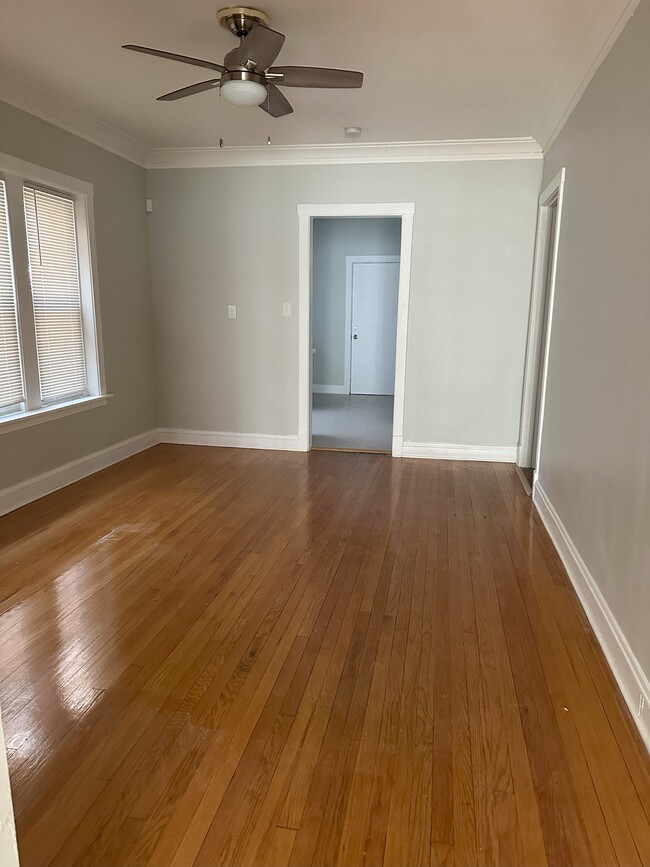 Foto del edificio - 7936 S Evans Ave