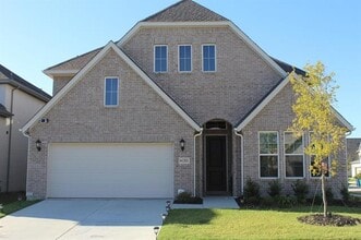 Building Photo - 1203 Grass Holw Pl
