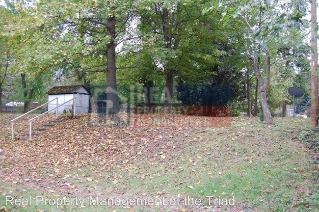 Building Photo - 3 br, 1.5 bath House - 4104 Lord Jeff Drive