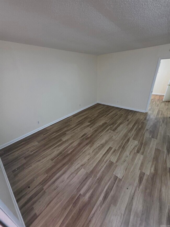 Foto del edificio - 201 N Polk St