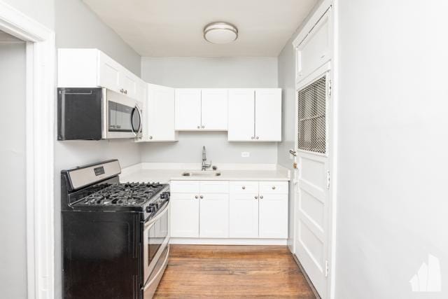 Building Photo - 0 bedroom in Chicago IL 60637