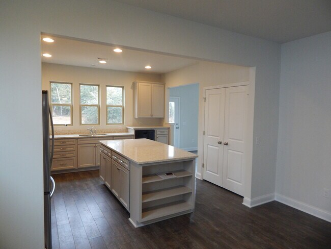 Foto del edificio - Beautiful home in Del Webb by Riverlights (55 and over community)