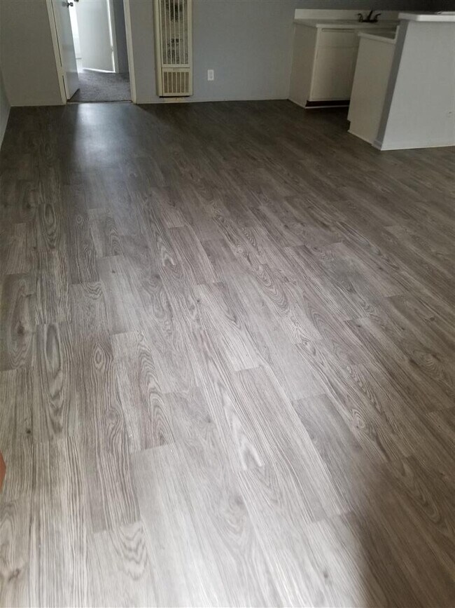 Foto del edificio - 1029 Magnolia Ave
