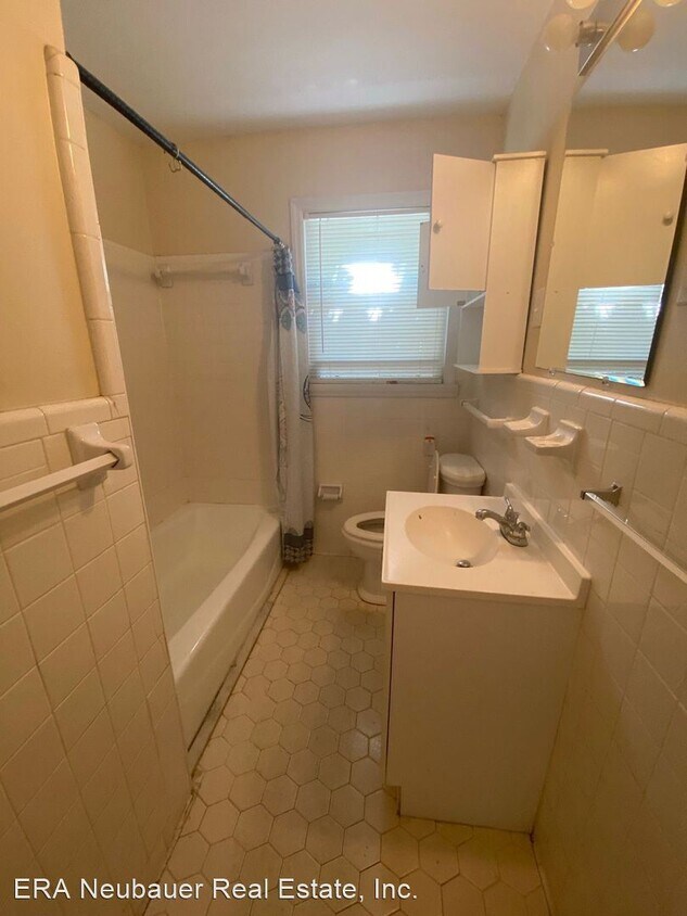 Building Photo - 2 br, 1 bath House - 239 Allen Avenue