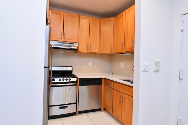 Foto del edificio - 3610 Broadway