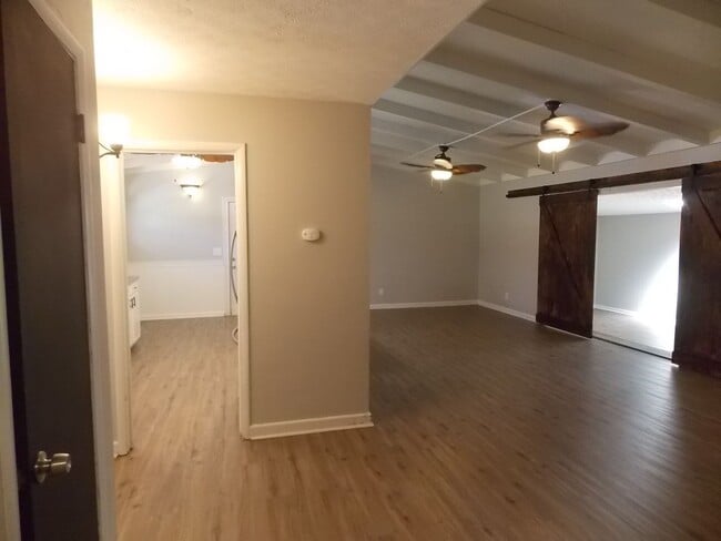 Foto del edificio - North Columbus, 3BR/2BA, Shopping & Close to I-185 to Ft Benning & I-85