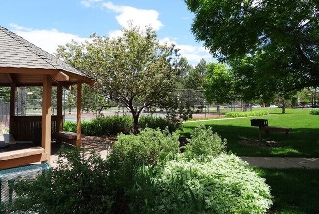 Building Photo - One Bedroom Condo For Rent At Wimbledon