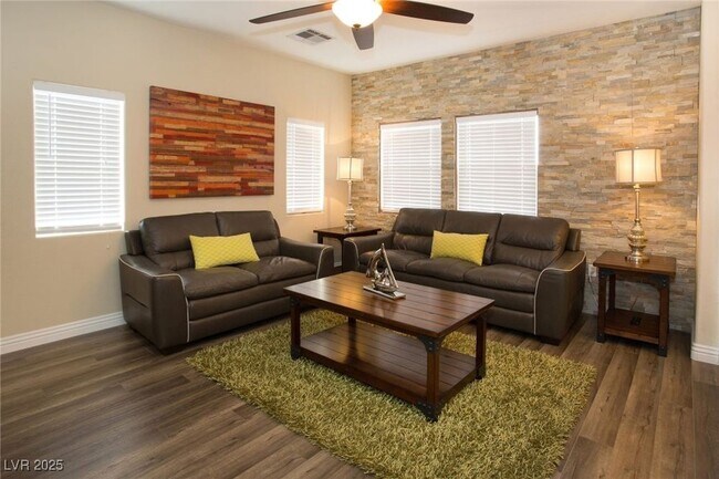 Foto del edificio - 7660 W Eldorado Ln