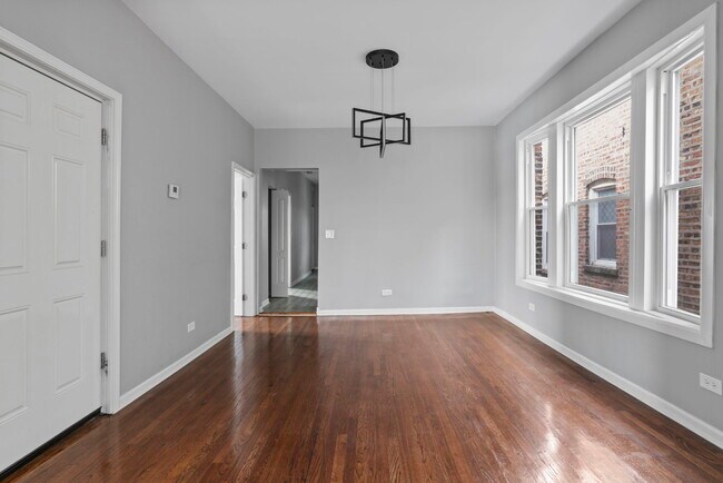 Comedor - 2da vista - 7028 S Peoria St