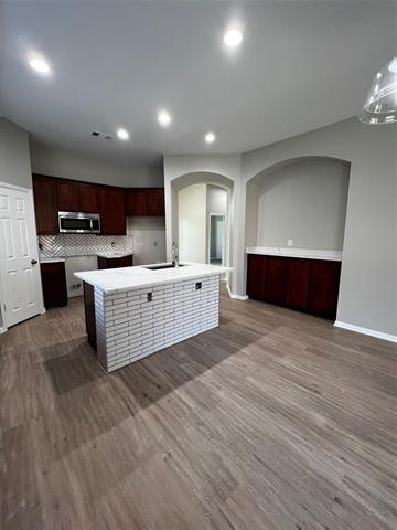 Foto del edificio - 8547 Turnberry Dr