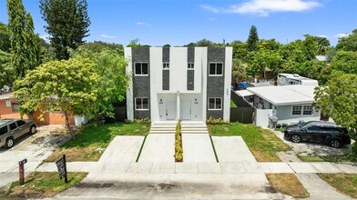 Building Photo - 2143 NW 4th St